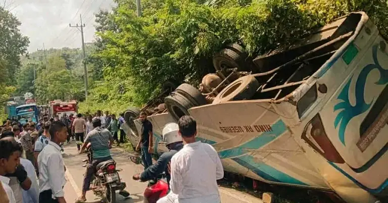 খাগড়াছড়িতে বাস দুর্ঘটনা